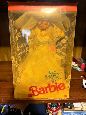 Barbie Wedding Fantasy Barbie Wedding Doll in White Dress New